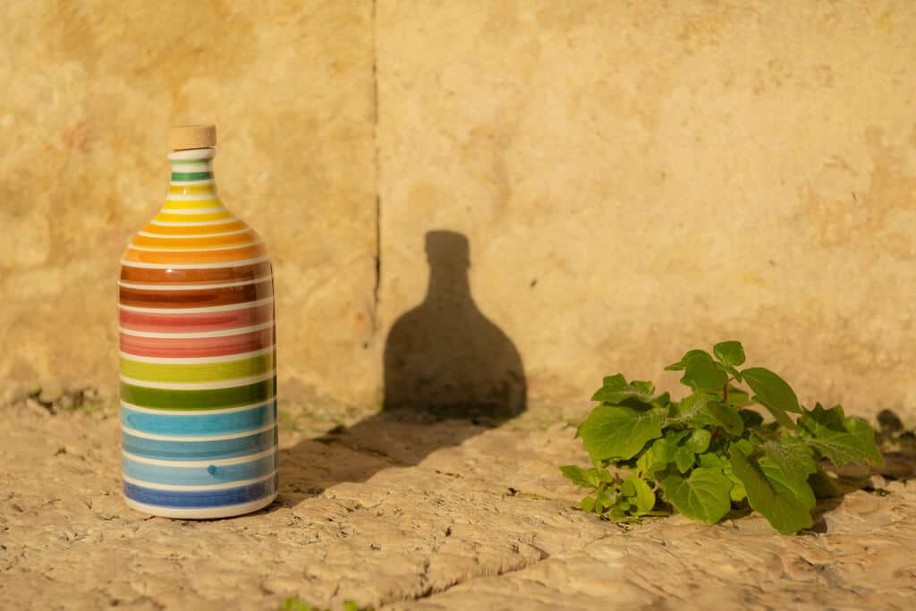 Orcio in ceramica dipinto a mano Frantoio Muraglia design pugliese